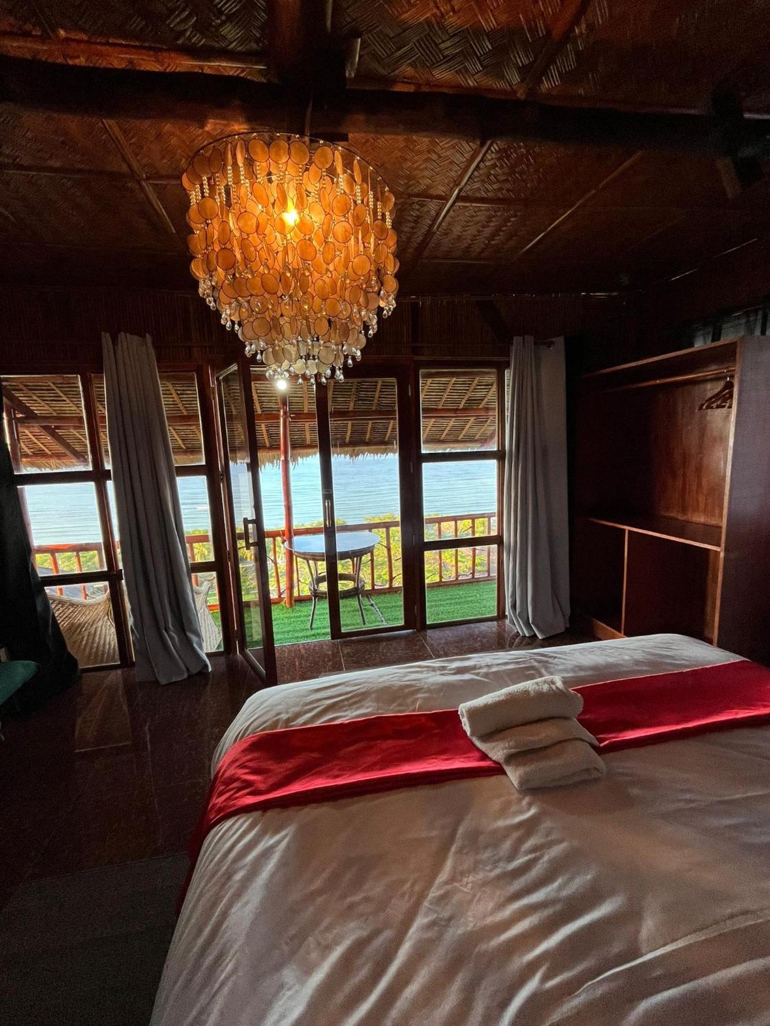 Miley Lodging Restobar New Busuanga Exterior photo
